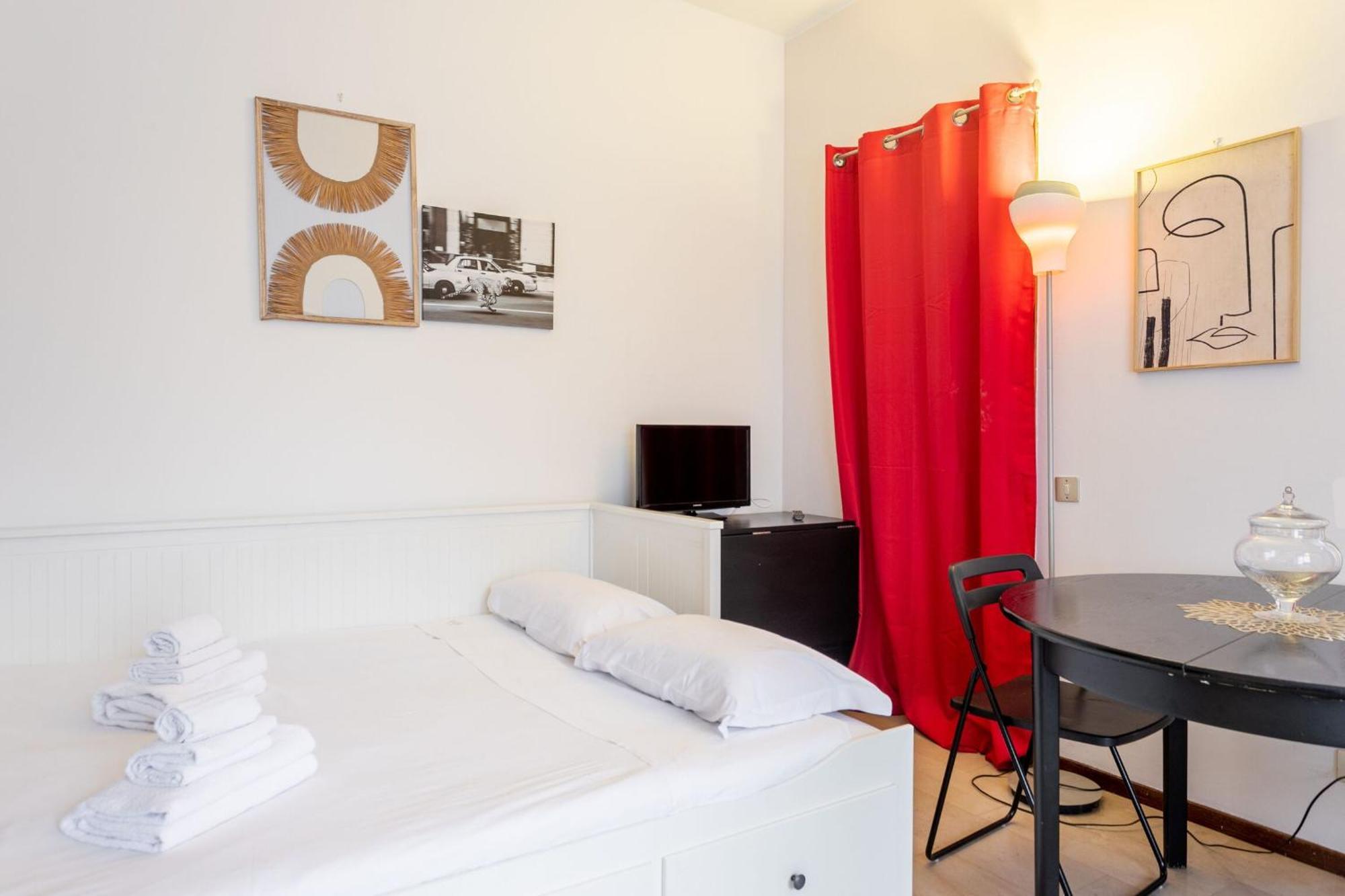 Apartamento Rucellai With Shared Pool By Halldis Milán